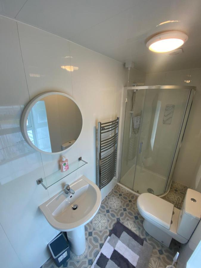 Baxters Apartments Милфорд Экстерьер фото